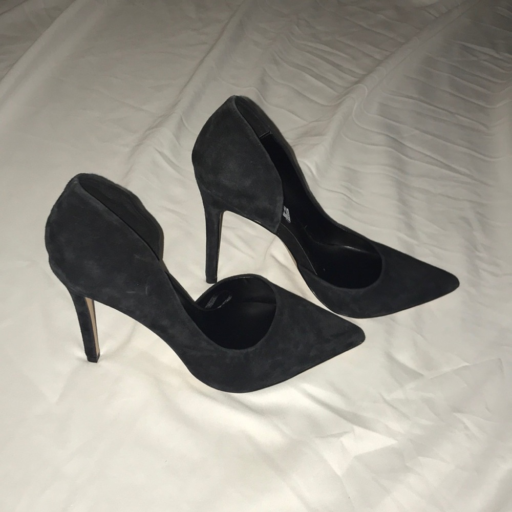 Black Steve Madden pumps